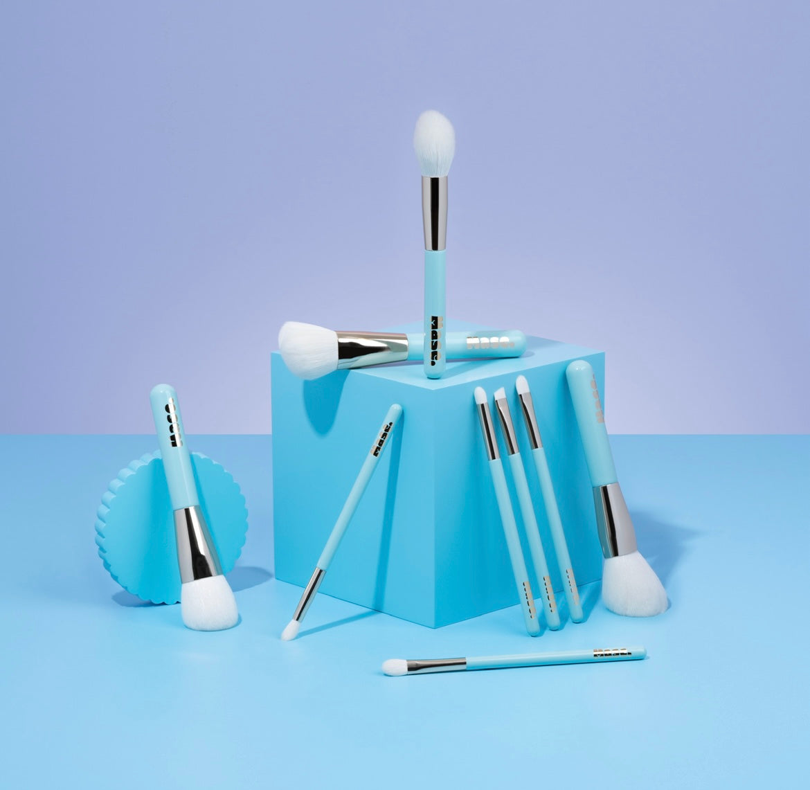 Topaz 9-Piece Brush Set ( with bag)